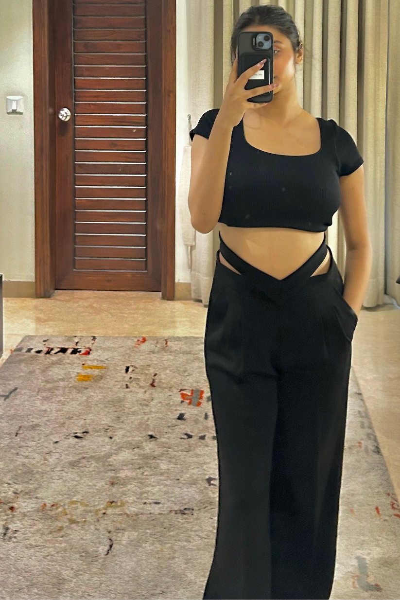 Black Trousers – Wide-Leg High-Waist Pants for Women