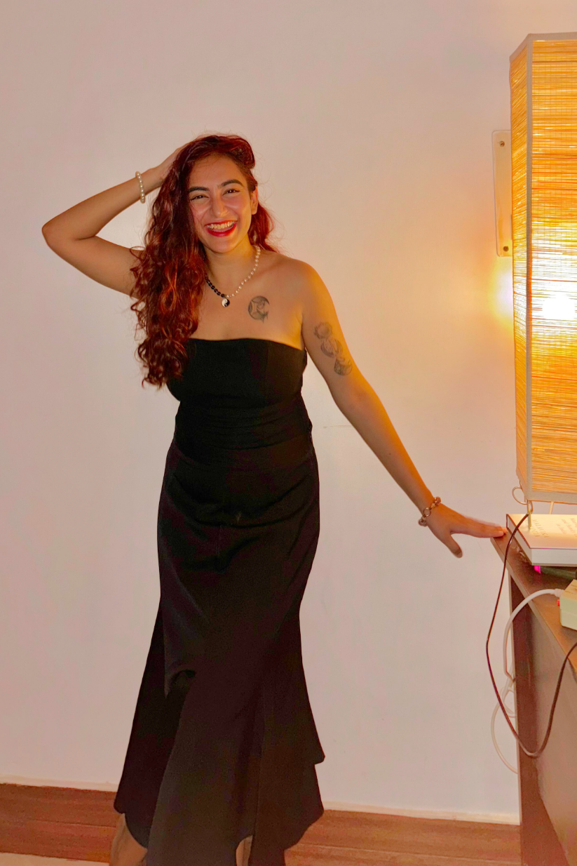 Black Mermaid Skirt for Women – Elegant Mermaid Silhouette Midi